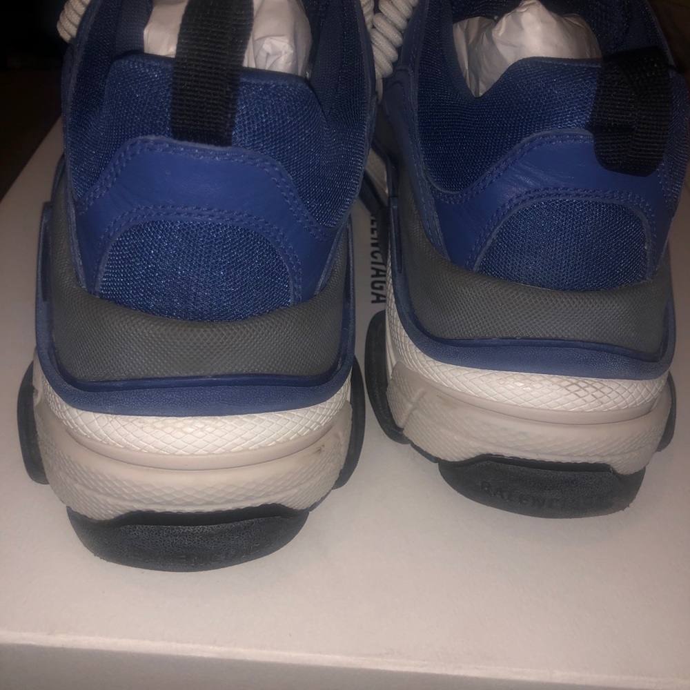 BALENCIAGA triple S WORN once